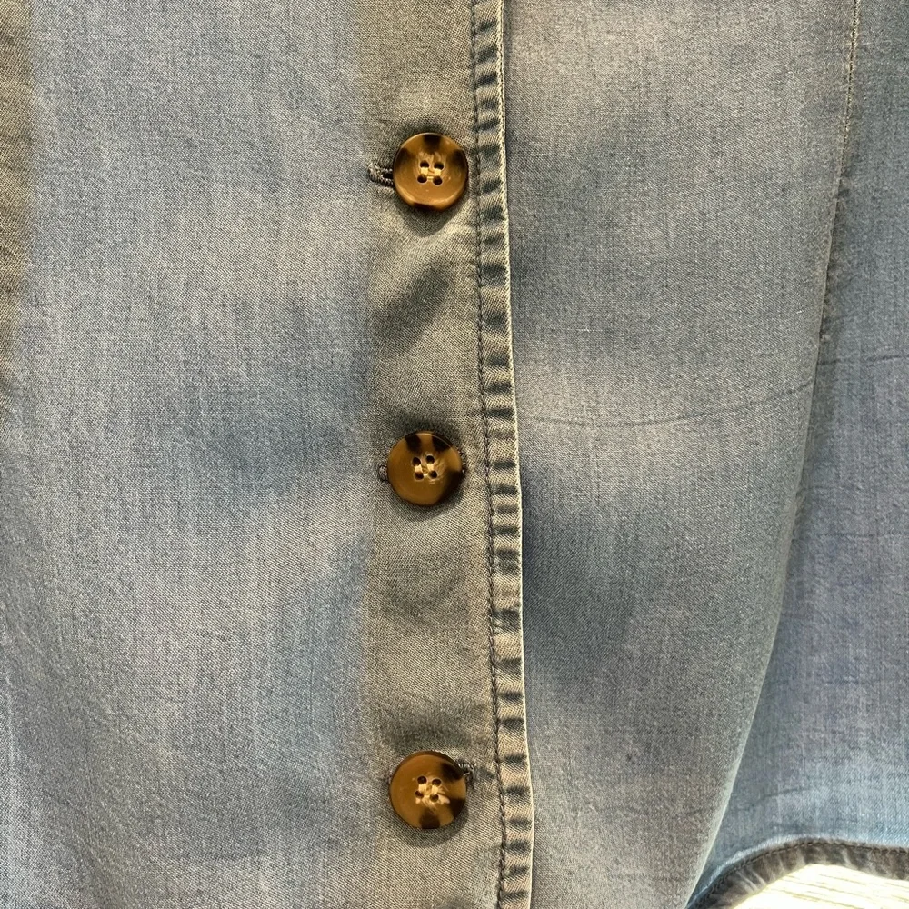 🛎️LAST CHANCE‼️🛎️Cute top - Picture 2 of 4